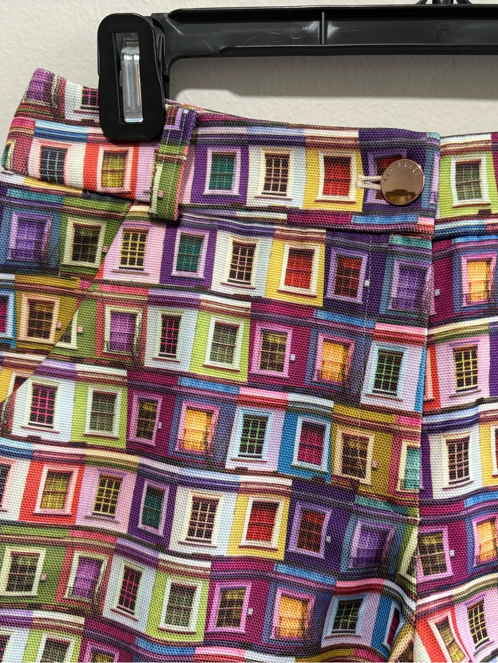 Ted Baker London Colorful Window Print Tailored Shorts Women’s Size 0 - Picture 2 of 10